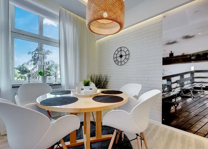 Nemo - Premium Z Parkingiem - Blisko Plazy - By Lion アパート *