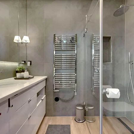 Apartamento Nemo - Premium Z Parkingiem - Blisko Plazy - By Lion